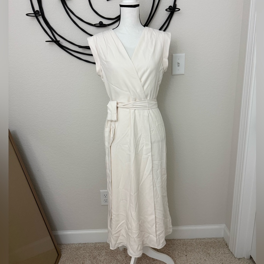 BCBG Cream Sleeveless Midi Dress
